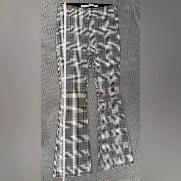 Tinseltown Pull On Stretch Black White Plaid High Waisted Flare Pants 7 - Picture 2 of 9